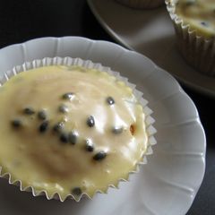 A picture of Passionfruit Icing.