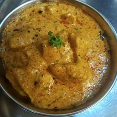A picture of Paneer Makhani.