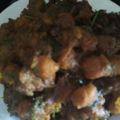 A picture of Ghoogni.