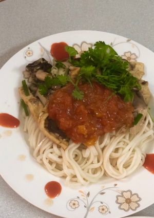 Hình của món Mì udon trộn nấm.