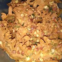 A picture of Rempeyek kacang tanah pemula.