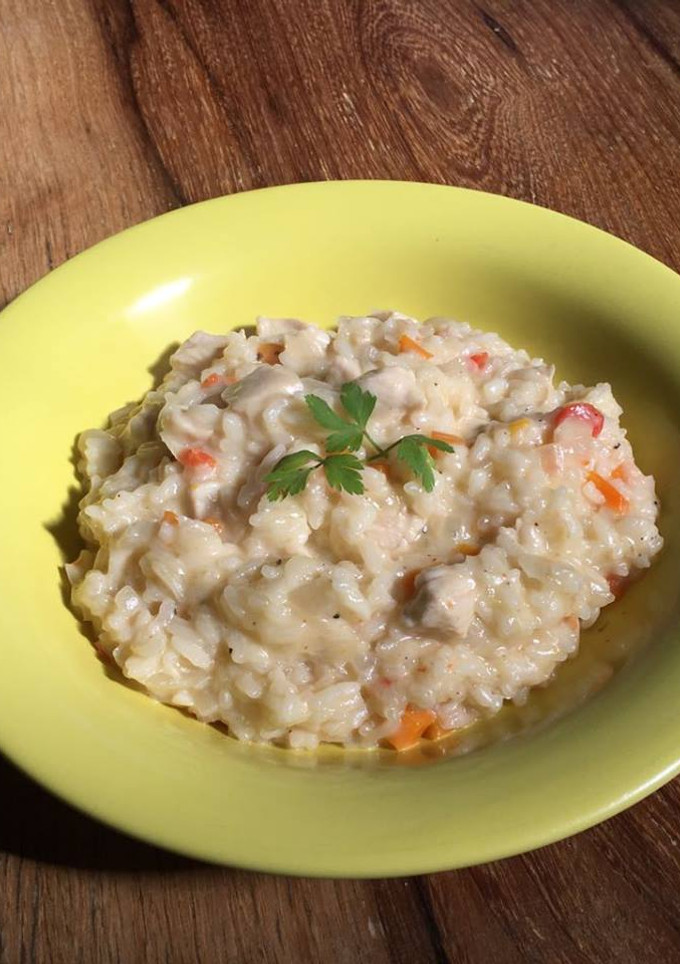 Una foto de Risotto con pollo