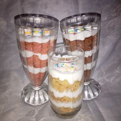 A picture of Cake perfait.