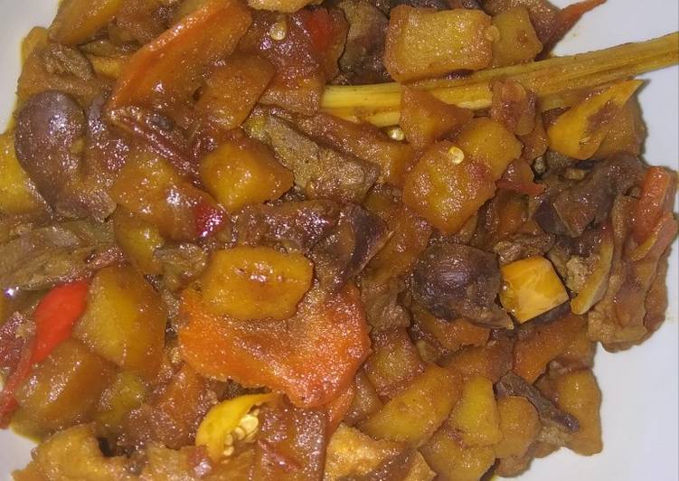 Oseng ampela hati kentang tahu wortel