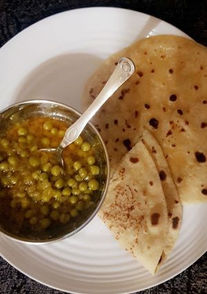 चना मटर (chana matar recipe in Hindi) रेसिपी मुख्य फोटो