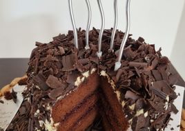 (02) Bolu Blackforest Pemula Takaran Sendok