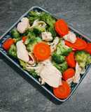 Ức gà xào cà rốt & bông cải xanh