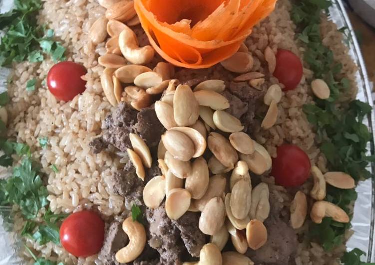 رز بالخلطة بالمكسرات