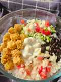 سلطة الأرز والمكرونة مع ناجت الدجاج