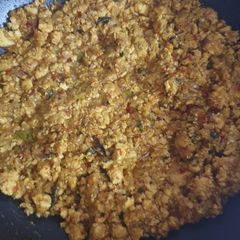 A picture of Chicken mince filling.