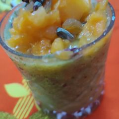 A picture of Summer cool delight apple,cucumber,ginger,juice.
