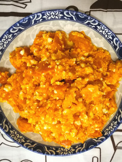 蒸南瓜炒鹹蛋 的食譜成品照片