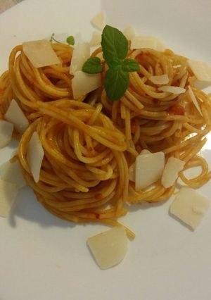 Φωτογραφία της συνταγής Spaghetti με σάλτσα ντομάτας καυτερή