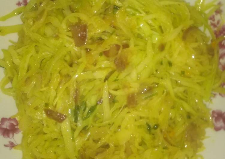 Simple Way to Prepare Quick Turmeric cabbage#theme challange