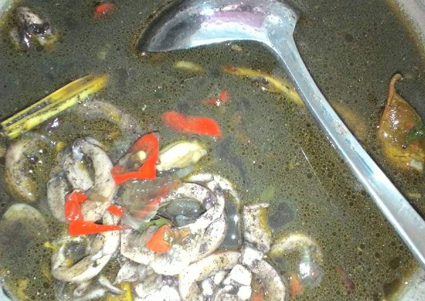 Зачињене црне лигње, пржене