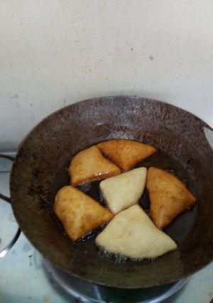A picture of Mahamri.