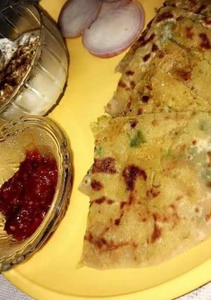 A picture of Chana daal paratha.
