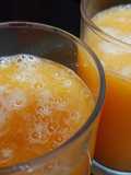 Jugo de papaya y mandarina