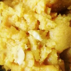 A picture of Semolina / Rava Kesari.