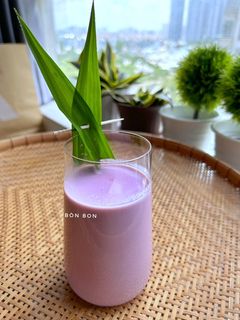 Hình của món Sữa Hạt Sen Khoai Lang Tím.