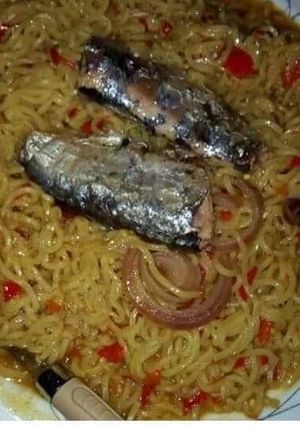 A picture of Indomie noodle.