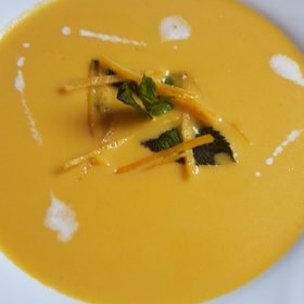 
  Crema de zanahorias a la naranja
