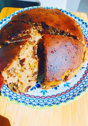 A picture of Easy walnuts & red dates cake 快手红枣核桃蛋糕.