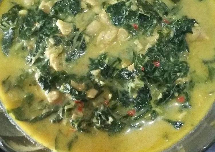 Bumbu Menyiapkan Daun singkong tempe dalon Anti Gagal