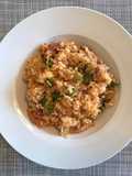Arroz frito con salsa de tomate ketchup