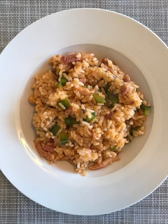 Una foto de Arroz frito con salsa de tomate ketchup