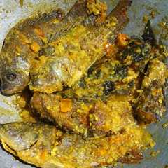 A picture of Ikan Bumbu Kuning.