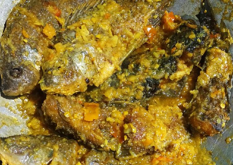 Ikan Bumbu Kuning