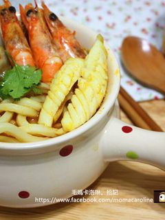 咖哩海鮮烏龍湯麵 的食譜成品照片
