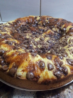 Una foto de Torta de naranja y chips de chocolate con levadura
