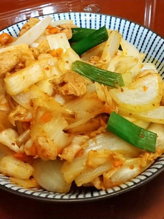 泡菜炒豬肉 的食譜成品照片
