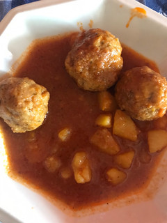 Una foto de Guisado de albóndigas