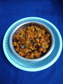 *சேனை கிழங்கு, தேங்காய், பொடி கறி*(senaikilangu curry recipe in tamil) செய்முறை முக்கிய புகைப்படம்