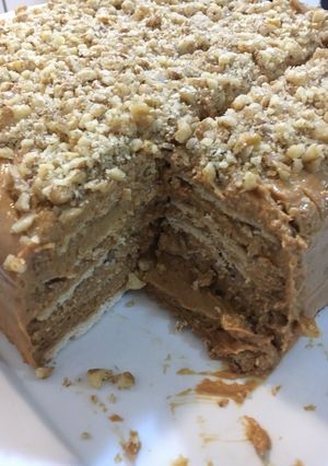 Una foto de Torta de galletas y manjar nuez