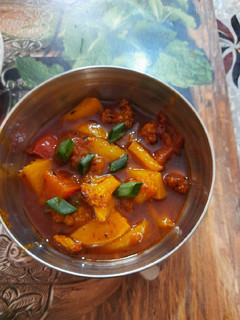 ફલાવર અને બટેકા નું શાક(Cauliflower Potato Sabji Recipe In Gujarati) રેસીપી મુખ્ય ફોટો
