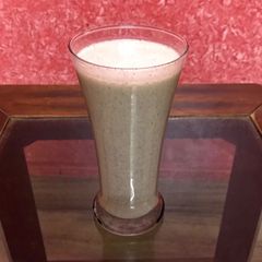 A picture of Ragi milkshake.