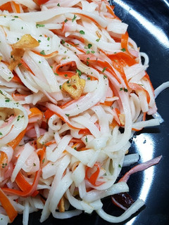 Una foto de Surimi al Ajillo
