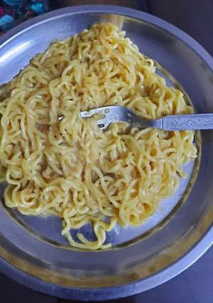 मैगी (maggi recipe in Hindi) रेसिपी मुख्य फोटो
