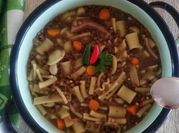 Una foto di pomodoro, guanciale, cipolla