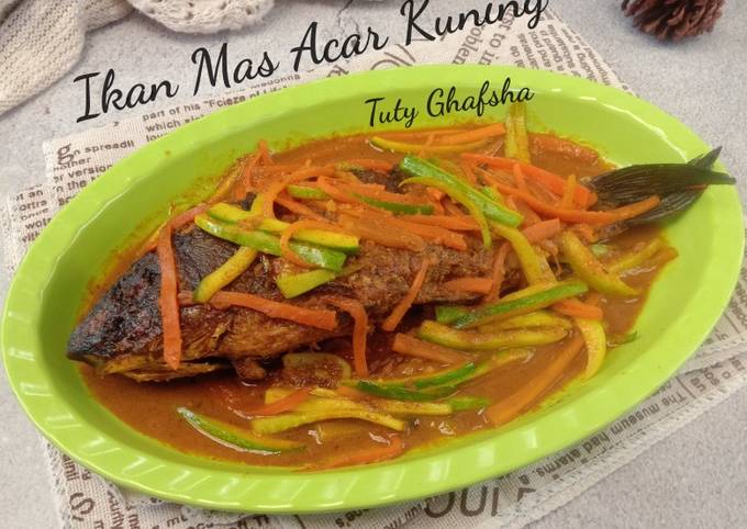 Ikan Mas Acar Kuning