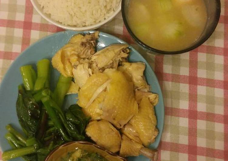 Proses Menyiapkan Hainan Chicken Rice Lezat
