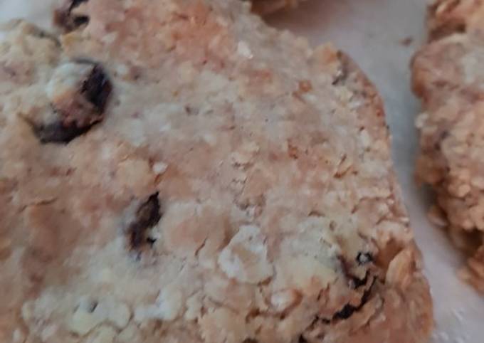 Recipe of Andrew Copley Gluten free cinnamon oat raisin cookies