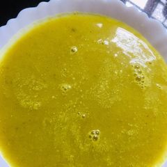 A picture of Pirandai Broccoli soup.