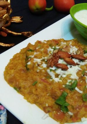 शाही मसाला खिचड़ी (Shahi masala khichadi recipe in Hindi) रेसिपी मुख्य फोटो