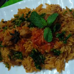 A picture of Soyachunks colourful biryani.