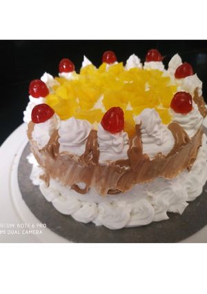 A picture of Pineapple pastry.